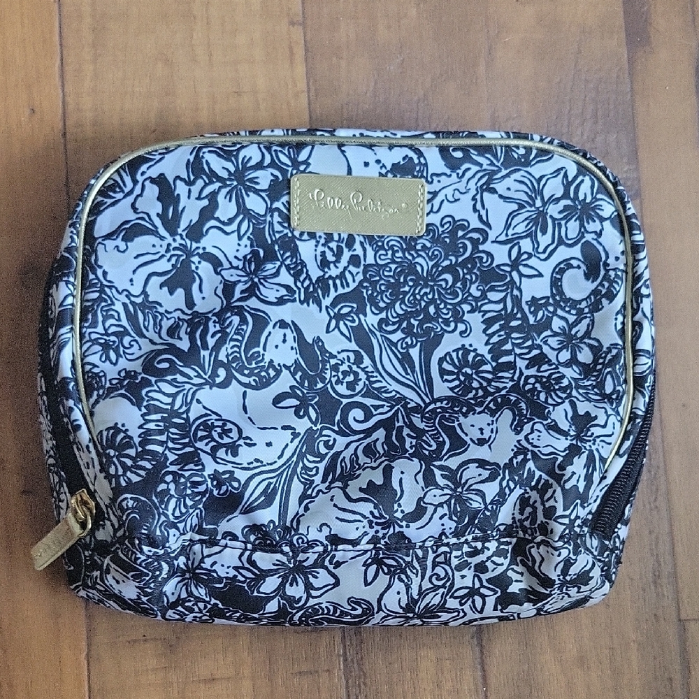 Lilly Pulitzer Blue+White Floral Cosmetic Bag